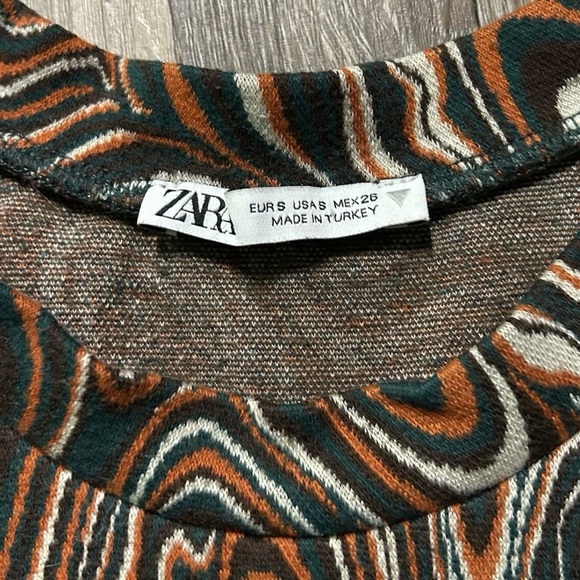 Women’s Zara Green Orange Patterned Long Sleeve Shirt Size Small - Picture 3 of 3